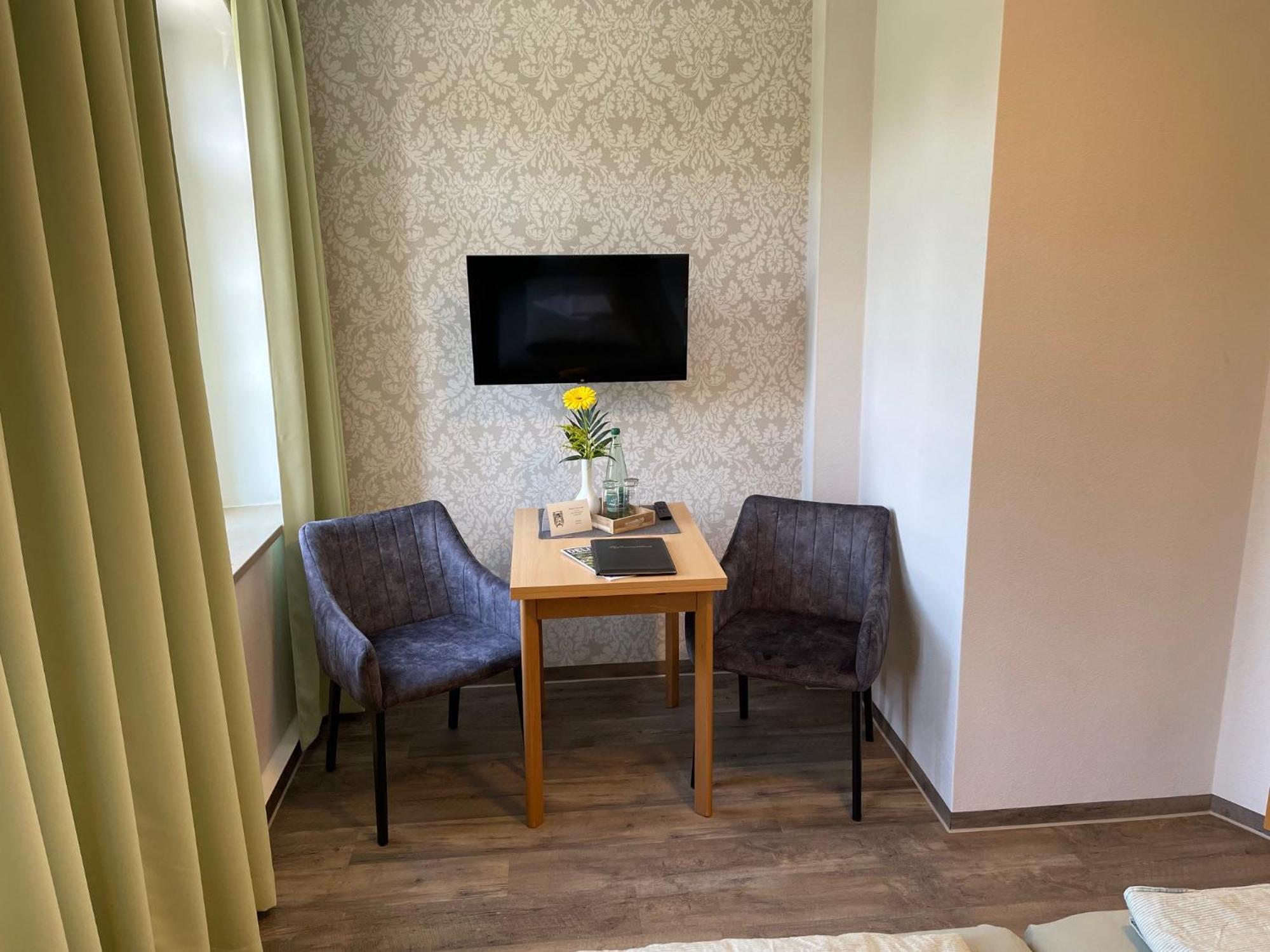 Appartments Zur Schlosswache デーリッチュ エクステリア 写真